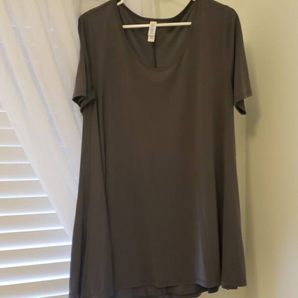 LuLaRoe Tops - Slate grey perfect T LuLaRoe Tops - Slate grey perfect T